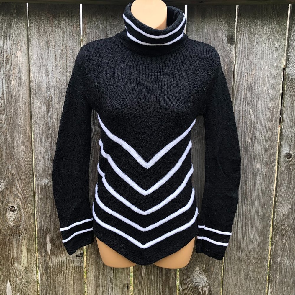 Vintage Black White Turtleneck Sweater Acrylic